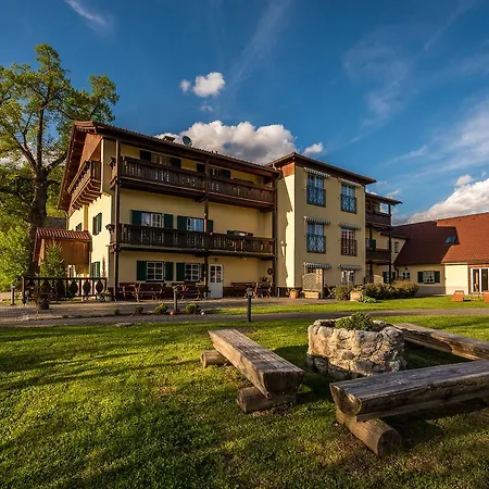 Garni Doerflerwirt *