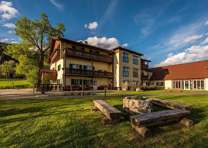 Garni Doerflerwirt *